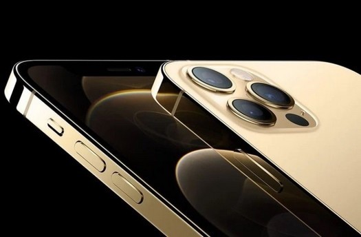 Apple lançará iPhone de liga de titânio no próximo ano, disseram analistas