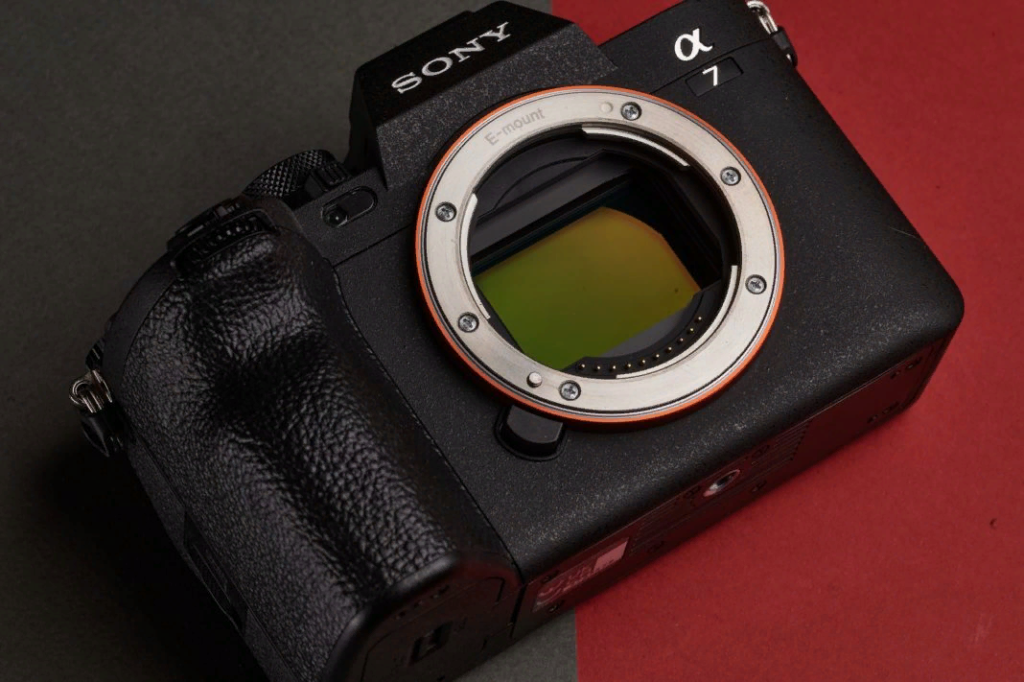 A Sony relançou o firmware 1.1 para a câmera Sony A7 IV