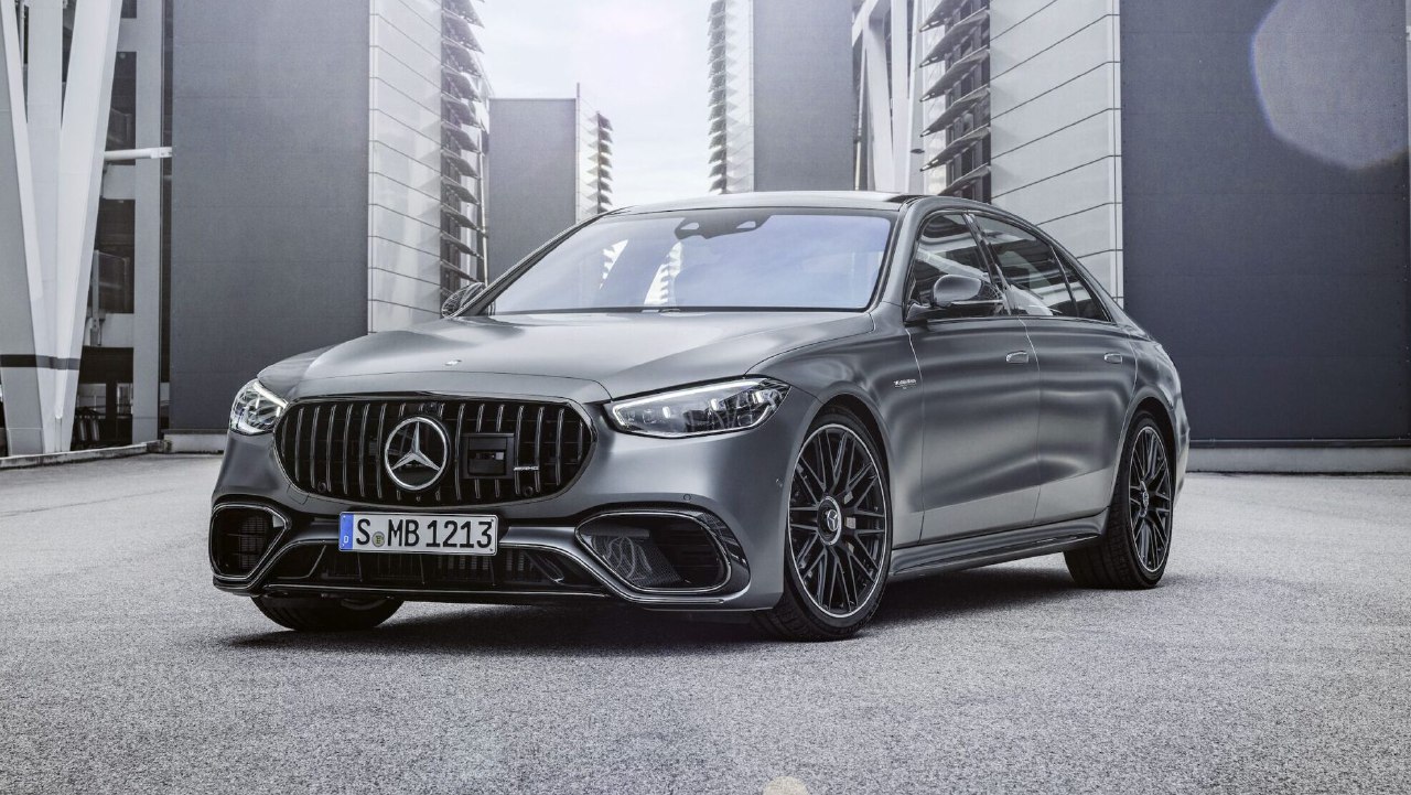 Mercedes-AMG testa poderoso 2023 S63