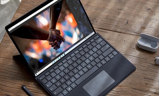 Freigegebene Version von Adobe Photoshop für Geräte mit 64-Bit-Windows 10 für Arm