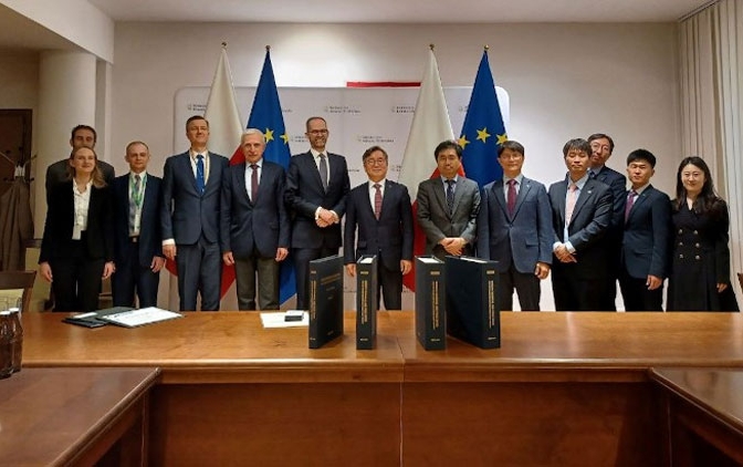 La Corea propone di costruire sei reattori nucleari in Polonia entro il 2033