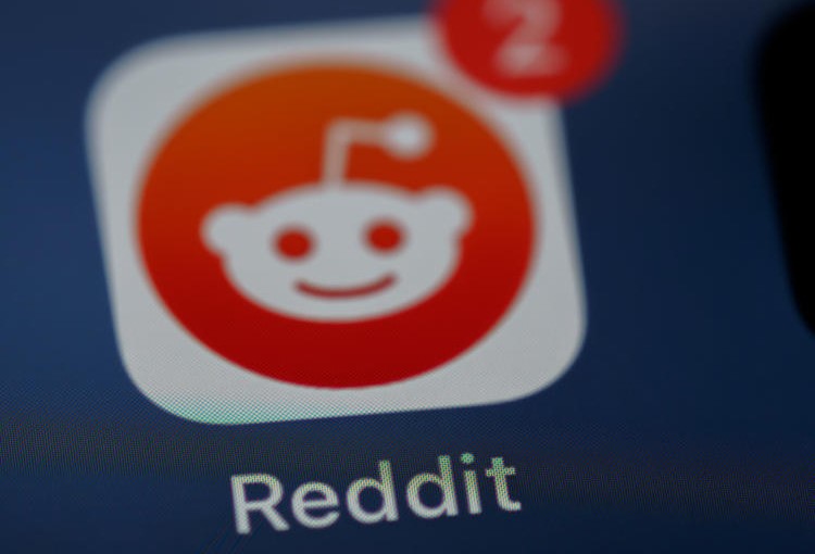 Milhões de usuários do Reddit criaram carteiras de criptomoedas para comprar avatares NFT