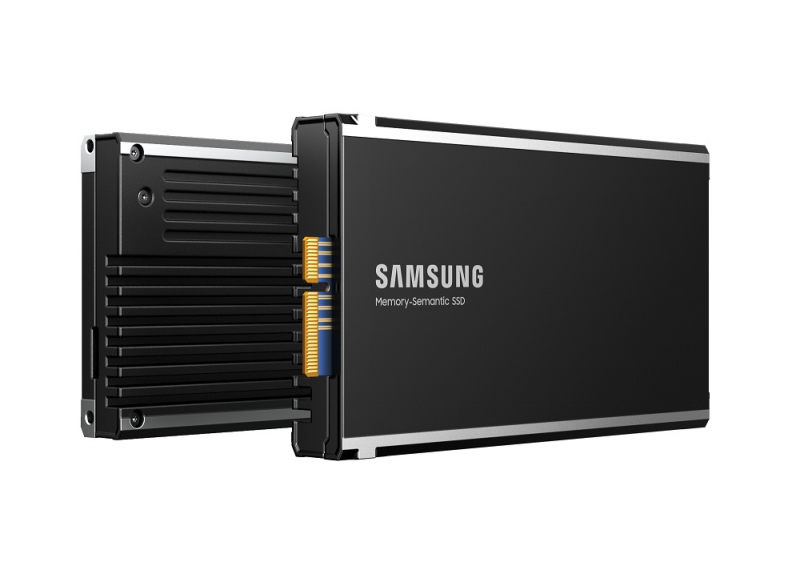 Samsung annuncia l'SSD semantico della memoria: DRAM + NAND + CXL