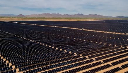 A usina solar Sun Streams 2 de 200 MW para data centers da Microsoft no Arizona entra em operação
