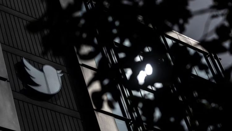 ユーザーは、Twitter アカウントを確認するために料金を支払う必要がある場合があります