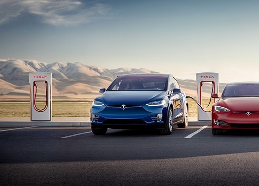 Tesla permite carregar qualquer veículo elétrico nas estações Supercharger